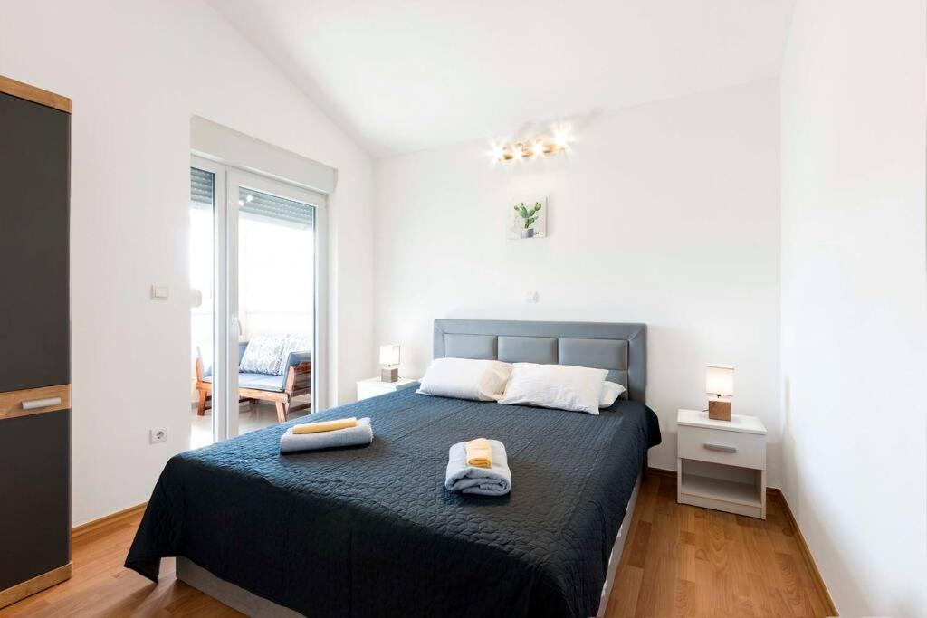 Cozy Apartment With Private Parking Medulin Dış mekan fotoğraf